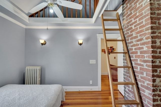 67 Pine St 67, Belmont, MA 02478