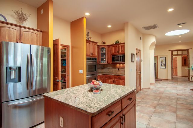 1916 Sonora Road NE, Rio Rancho, NM 87144