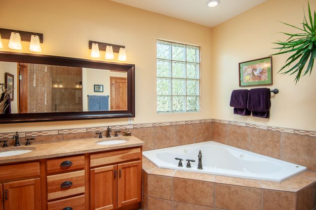 1916 Sonora Road NE, Rio Rancho, NM 87144