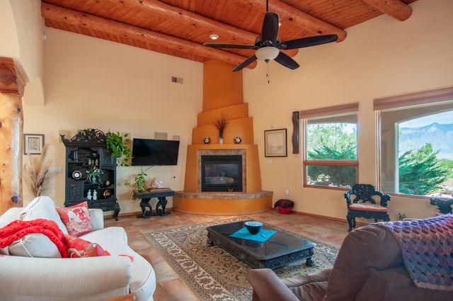 1916 Sonora Road NE, Rio Rancho, NM 87144