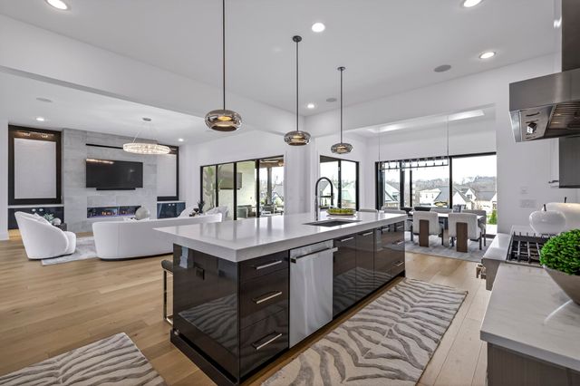 6301 Percheron Ln, Arrington, TN 37014