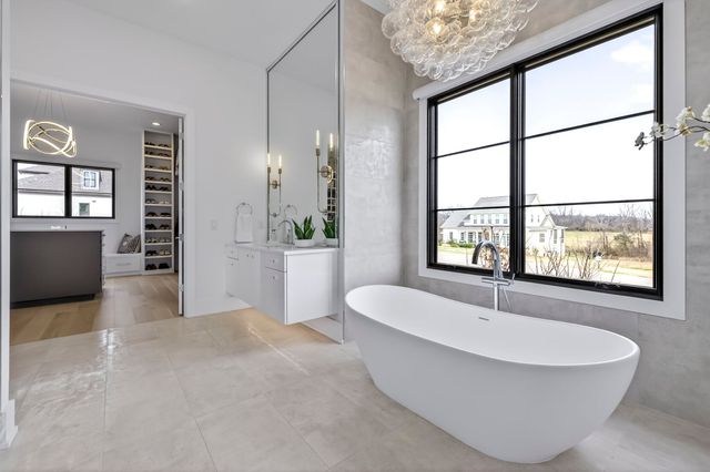 6301 Percheron Ln, Arrington, TN 37014