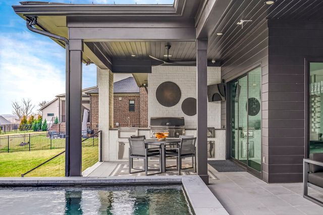 6301 Percheron Ln, Arrington, TN 37014