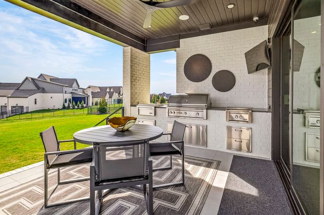 6301 Percheron Ln, Arrington, TN 37014