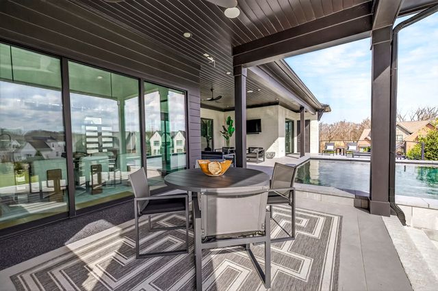 6301 Percheron Ln, Arrington, TN 37014