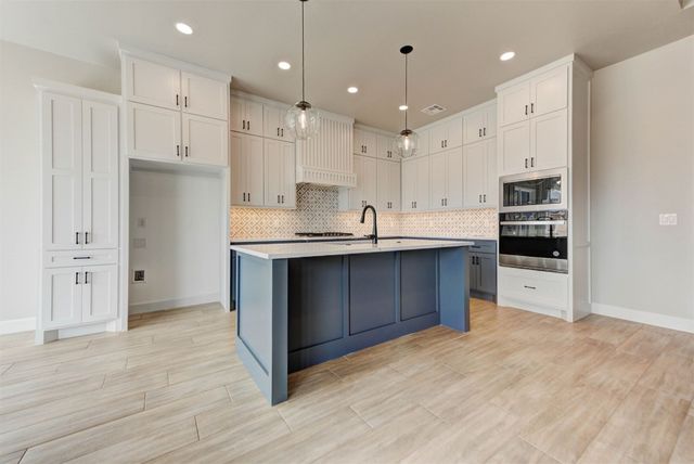 10420 SW 49th Street, Mustang, OK 73064