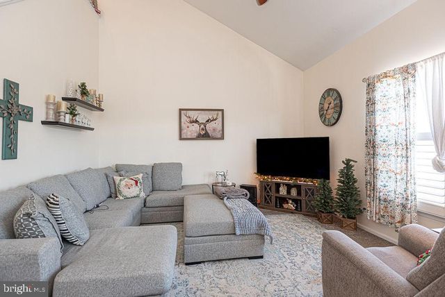 207 ENTERPRISE DR, Berlin, MD 21811