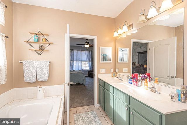 207 ENTERPRISE DR, Berlin, MD 21811