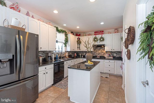 207 ENTERPRISE DR, Berlin, MD 21811