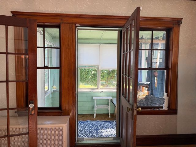 16 Glenwood Ave, Medford, MA 02155