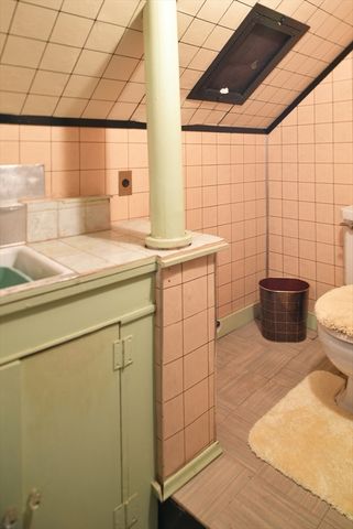 16 Glenwood Ave, Medford, MA 02155