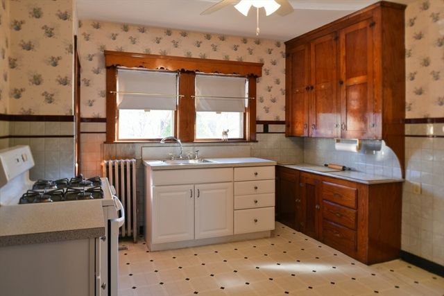 16 Glenwood Ave, Medford, MA 02155