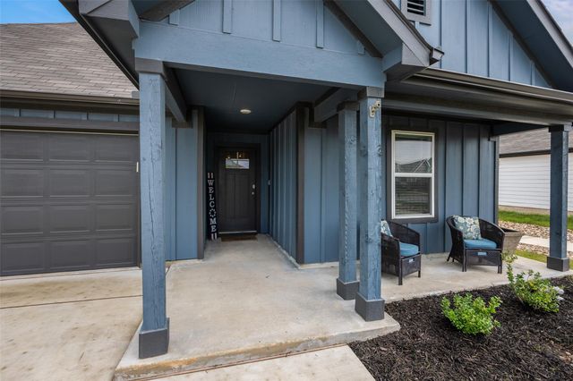 217 Fort Clark Springs DR, Hutto, TX 78634