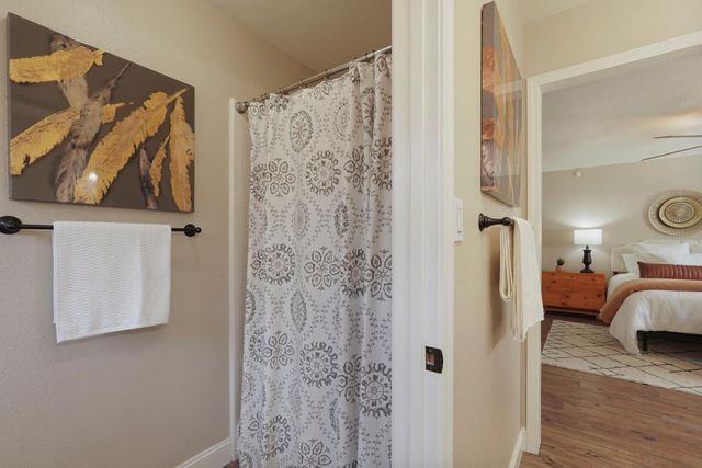 458 Millstone Ct, Woodbridge, CA 95258