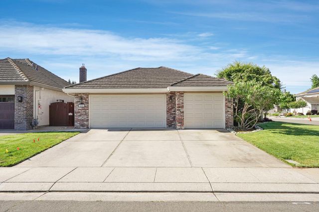 458 Millstone Ct, Woodbridge, CA 95258