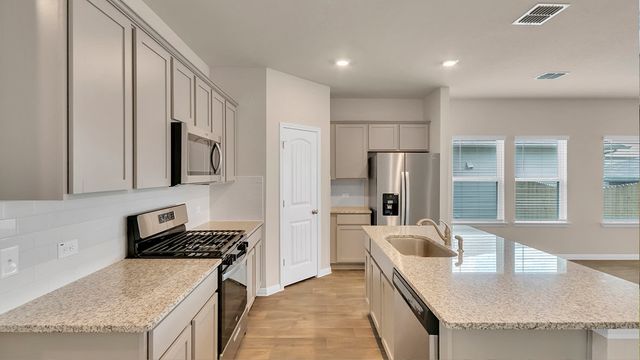 3681 Zenith Drive, Grand Prairie, TX 75052