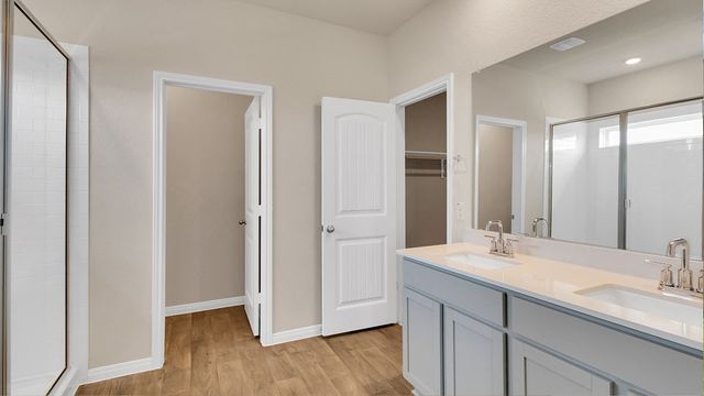 3681 Zenith Drive, Grand Prairie, TX 75052