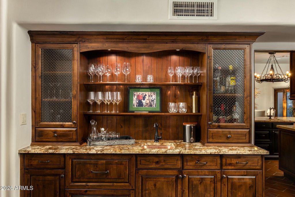 Image 11 of property listing at 10040 E HAPPY VALLEY Road 477, Scottsdale, AZ 85255