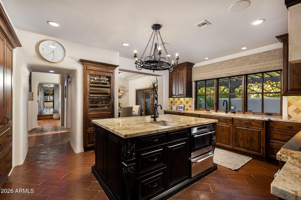 Image 12 of property listing at 10040 E HAPPY VALLEY Road 477, Scottsdale, AZ 85255