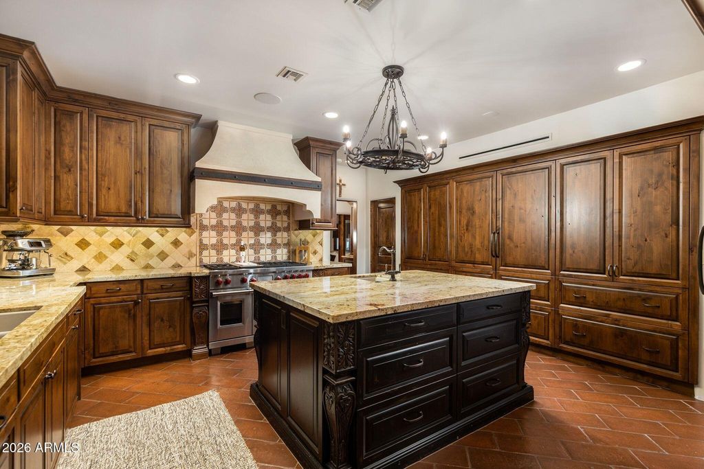 Image 14 of property listing at 10040 E HAPPY VALLEY Road 477, Scottsdale, AZ 85255