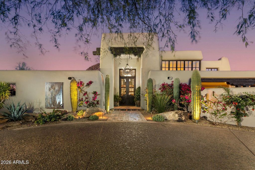 Image 3 of property listing at 10040 E HAPPY VALLEY Road 477, Scottsdale, AZ 85255