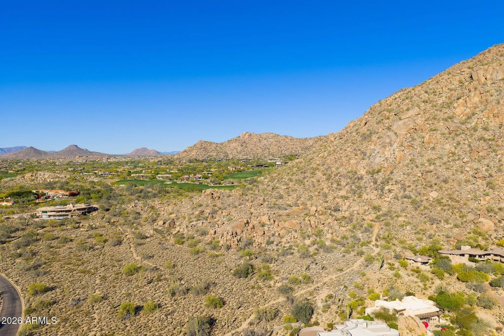 Image 76 of property listing at 10040 E HAPPY VALLEY Road 477, Scottsdale, AZ 85255