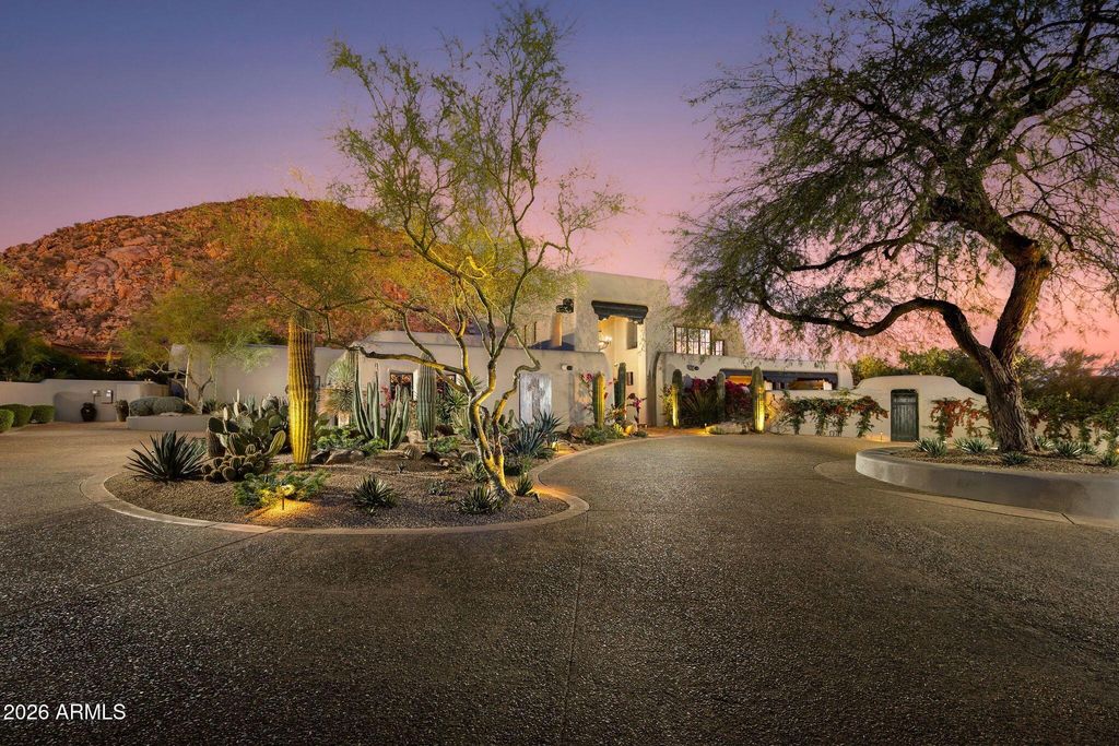 Image 77 of property listing at 10040 E HAPPY VALLEY Road 477, Scottsdale, AZ 85255