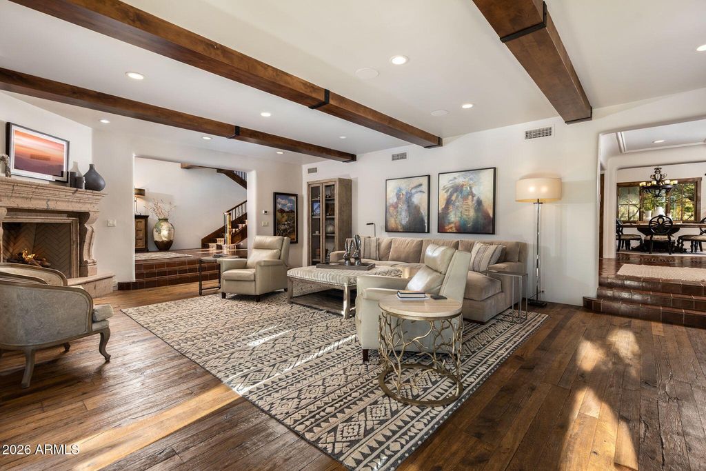 Image 8 of property listing at 10040 E HAPPY VALLEY Road 477, Scottsdale, AZ 85255