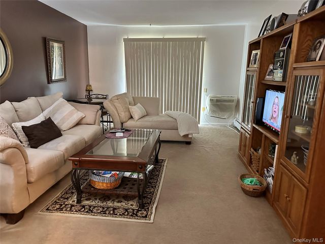 26 Peddler Hill Road 2602, Monroe, NY 10950