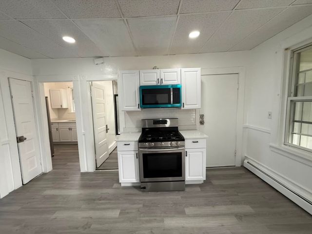 153 Bailey St 3FL, Lawrence, MA 01843