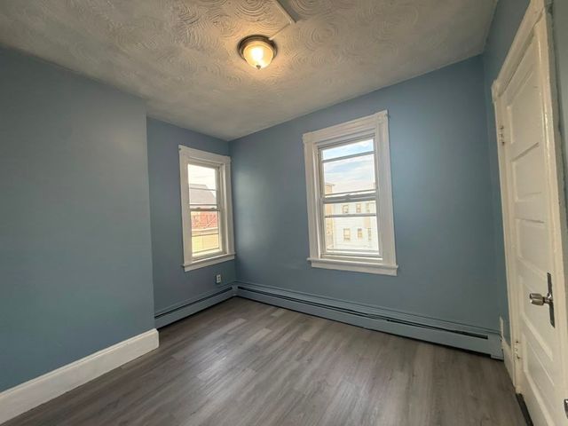 153 Bailey St 3FL, Lawrence, MA 01843