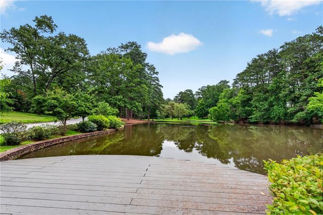 2499 Peachtree Road NE 508, Atlanta, GA 30305