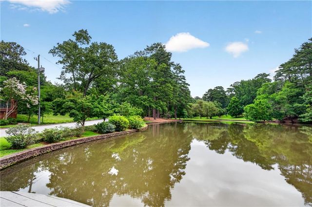 2499 Peachtree Road NE 508, Atlanta, GA 30305