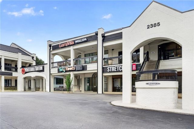2499 Peachtree Road NE 508, Atlanta, GA 30305