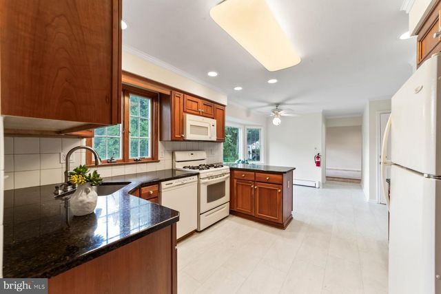 90 DENOW RD, Lawrence Township, NJ 08648