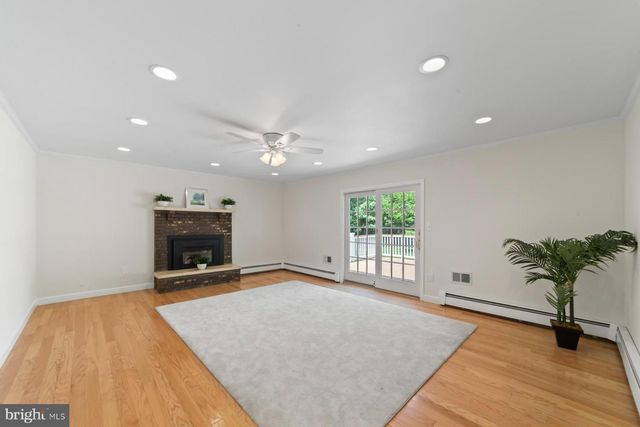 90 DENOW RD, Lawrence Township, NJ 08648