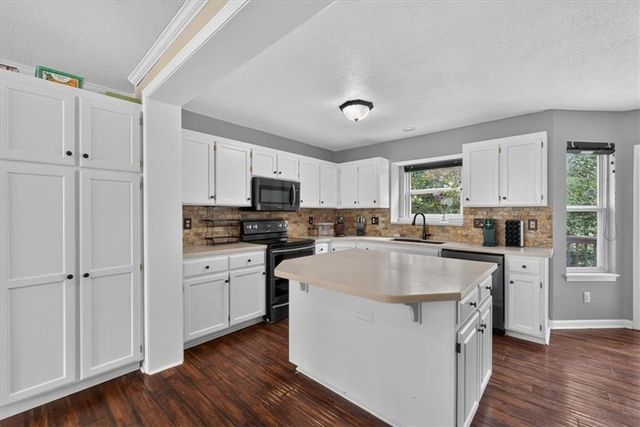 3837 N 112th Street, Kansas City, KS 66109