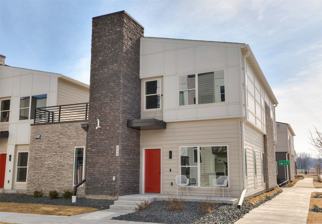 433 SW 12th Street, Des Moines, IA 50309