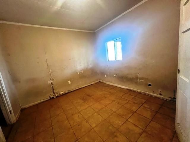 1178 Indian NW Way, Lilburn, GA 30047