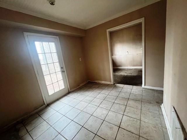 1178 Indian NW Way, Lilburn, GA 30047