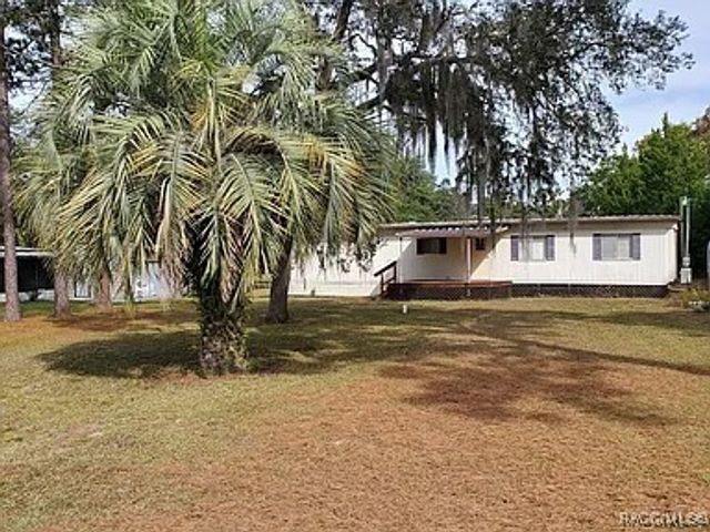 7095 W Vantage Lane, Homosassa, FL 34448