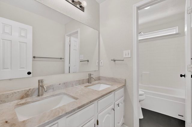 1012 Muscadine Vine Street, Crowley, TX 76036