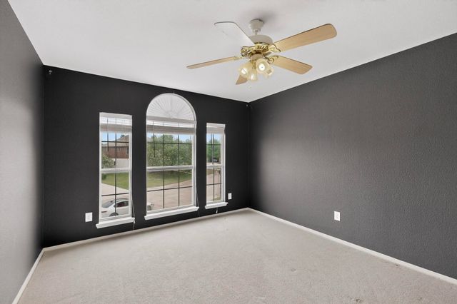 1012 Muscadine Vine Street, Crowley, TX 76036