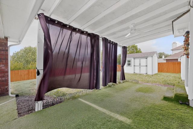 1012 Muscadine Vine Street, Crowley, TX 76036