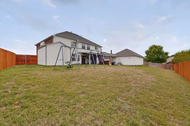 1012 Muscadine Vine Street, Crowley, TX 76036