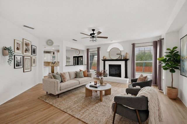 1012 Muscadine Vine Street, Crowley, TX 76036