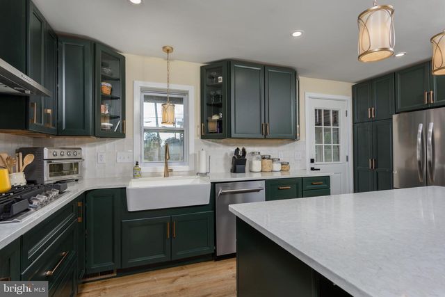 230 N 48TH STREET, Harrisburg, PA 17111