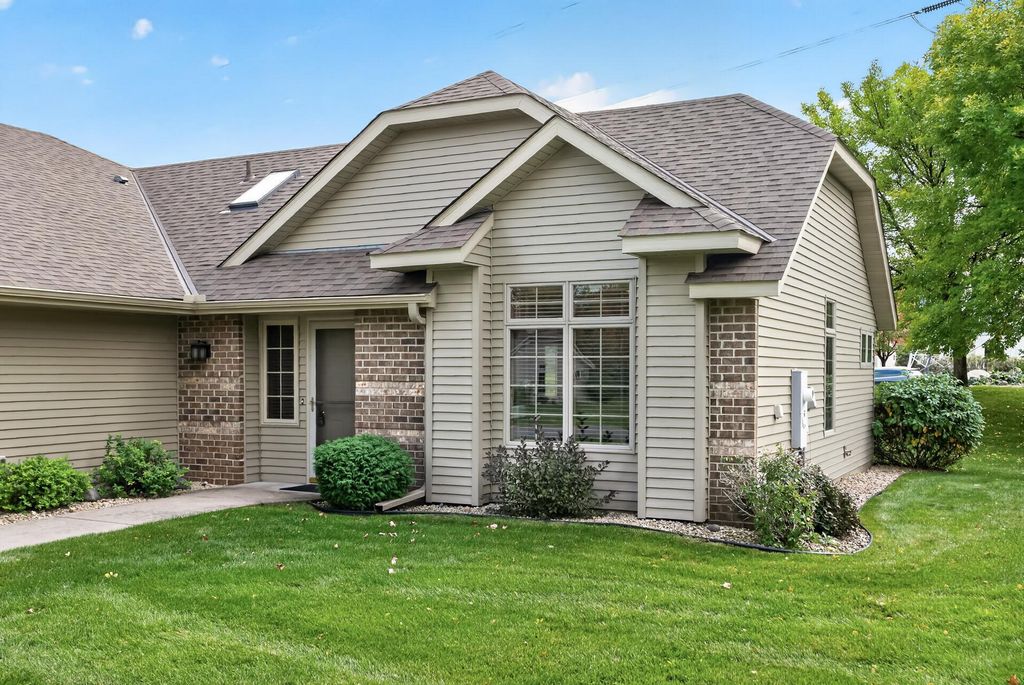 3813 Impatiens Lane N, Brooklyn Park, MN 55443 — photo 2