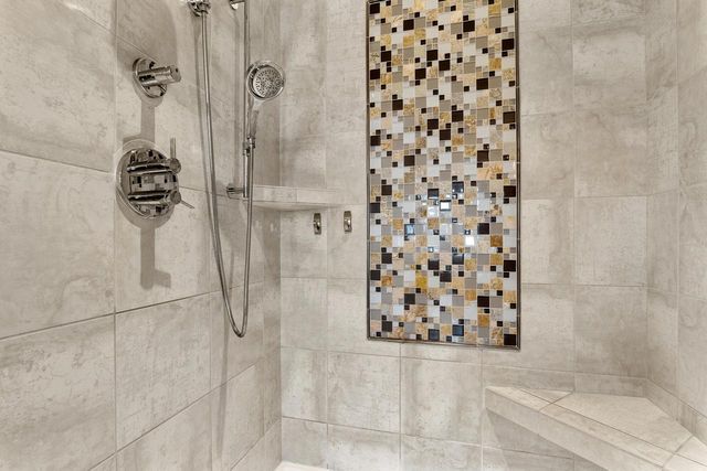 2345 Silveridge DRIVE, Manitowoc, WI 54220