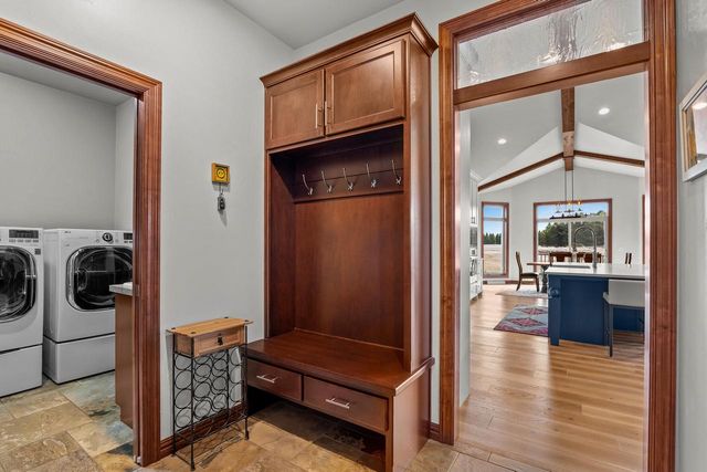 2345 Silveridge DRIVE, Manitowoc, WI 54220